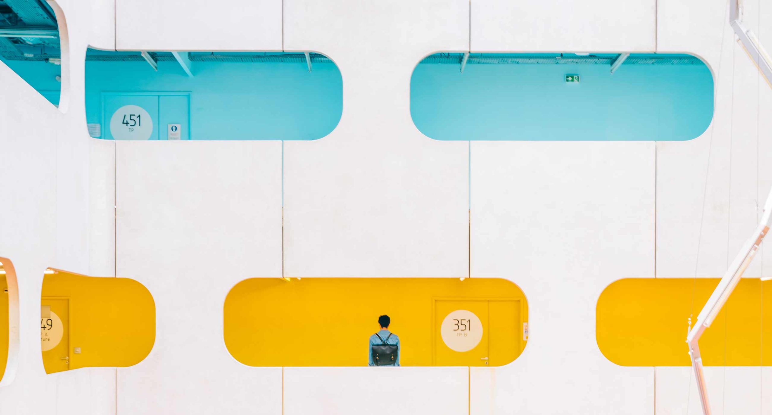 Woman wearing Sunglasses